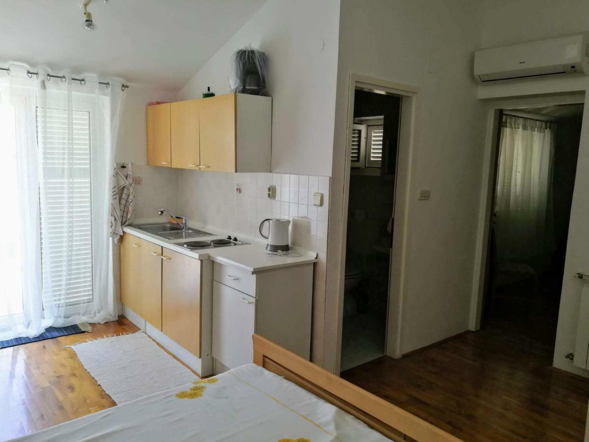 Apartment Coskovic Rosini エクステリア 写真